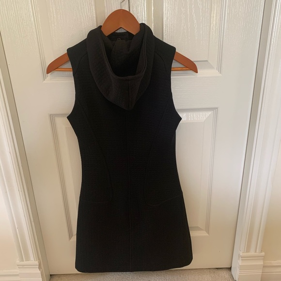 VINTAGE Y2K BLACK MINI DRESS WITH HOOD - Picture 2 of 8